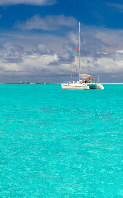 D-0524-McLennan_Tahiti_2013_0062.jpg Air Tahiti Nui Sailing Catamaran McLennan